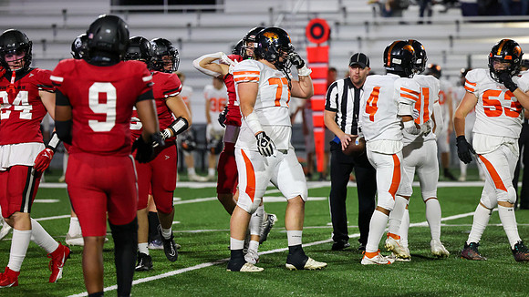 77 Oregon 9-22-23 vs. Sun Prairie East  (31)
