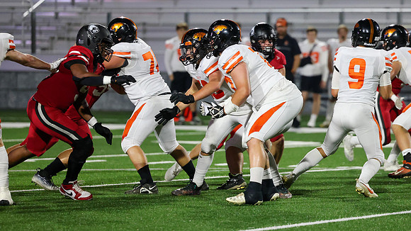 77 Oregon 9-22-23 vs. Sun Prairie East  (32)