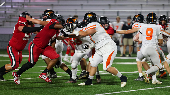77 Oregon 9-22-23 vs. Sun Prairie East  (38)
