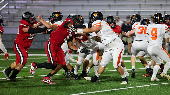77 Oregon 9-22-23 vs. Sun Prairie East  (40)
