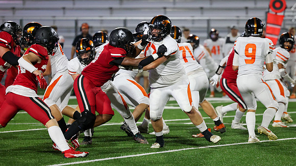 77 Oregon 9-22-23 vs. Sun Prairie East  (48)