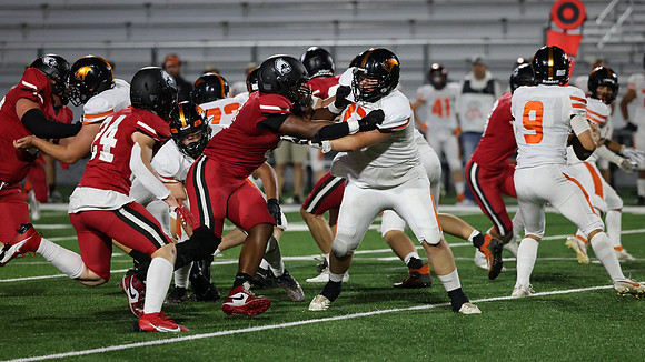 77 Oregon 9-22-23 vs. Sun Prairie East  (50)