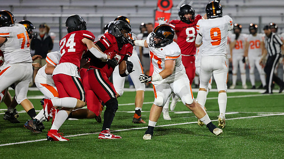77 Oregon 9-22-23 vs. Sun Prairie East  (60)