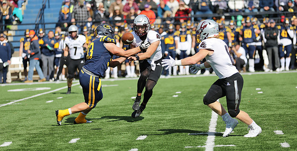 6 Joey Stutzman  (68)