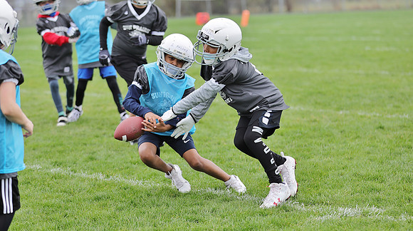 4-11-21 4th Grade C vs. 4th Grade D (74)