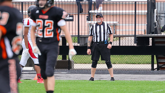 9-21-23 Jerry Lang Referee Oregon at Sun Prairie 2 Games  (71)