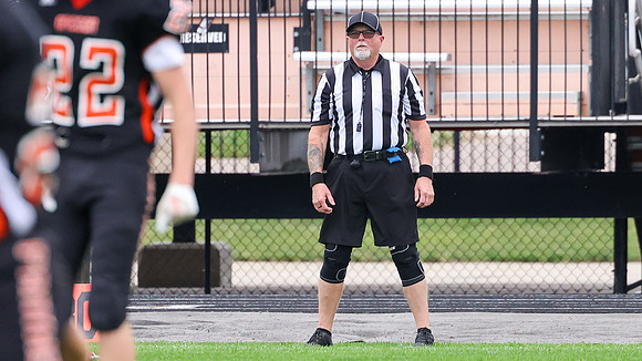9-21-23 Jerry Lang Referee Oregon at Sun Prairie 2 Games  (73)