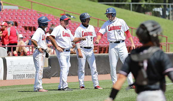 Coach Rob Hamilton  (38)