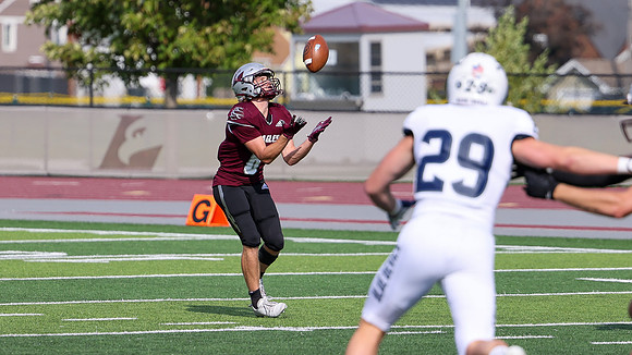 6 Zach Watson (9)