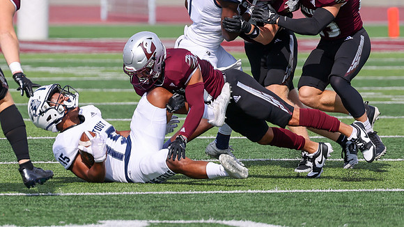24 Brennan Goralski (17)