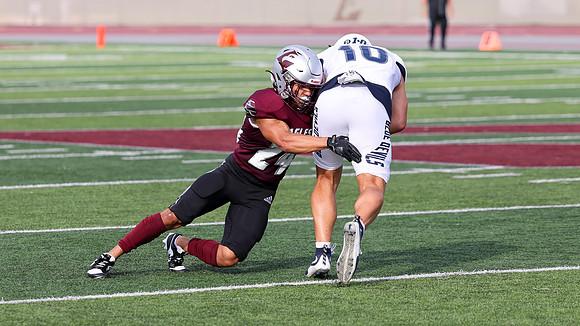 24 Brennan Goralski (21)