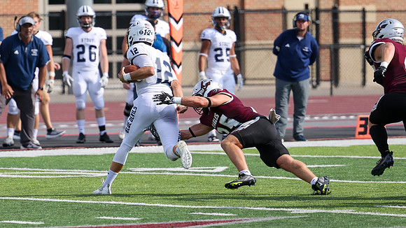 25 Aaron Schmitz (30)