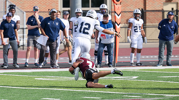 25 Aaron Schmitz (33)