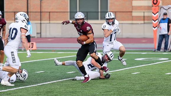 30 Gabe Lynch  (18)