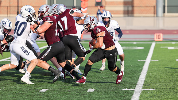 30 Gabe Lynch  (26)