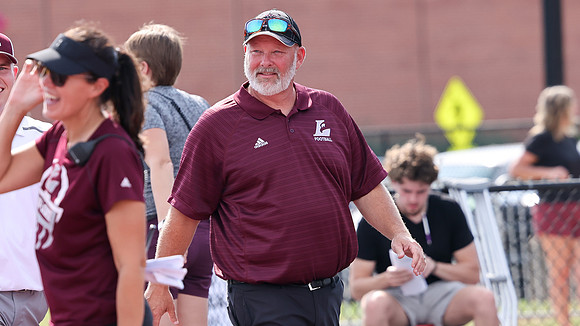Coach Jon Larson (1)