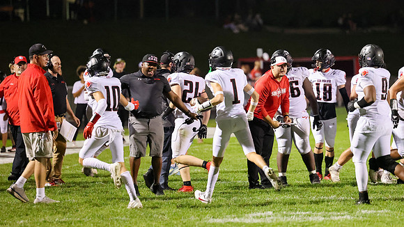 Coach David Pfaff (2)