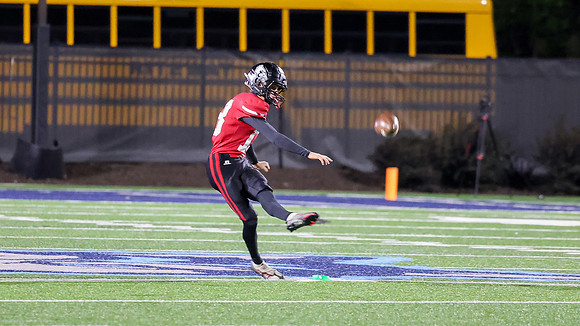10-5-23 VARSITY vs. Watertown     (18)