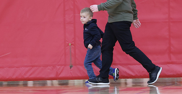1-4-24 At Sun Prairie HS Basketball game (16)