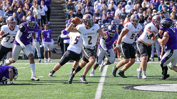 EAGLES vs. UW Whitewater GAME PHOTOS 10-7-23 (garveyimages)    (74)