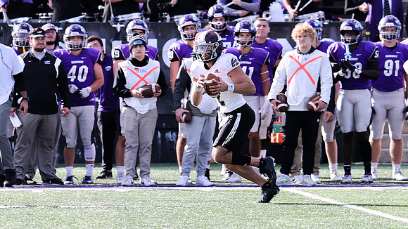EAGLES vs. UW Whitewater GAME PHOTOS 10-7-23 (garveyimages)    (169)
