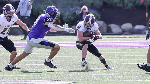 6 Zach Watson (11)
