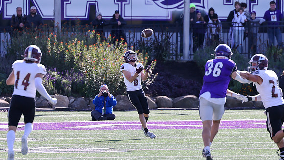 6 Zach Watson (12)