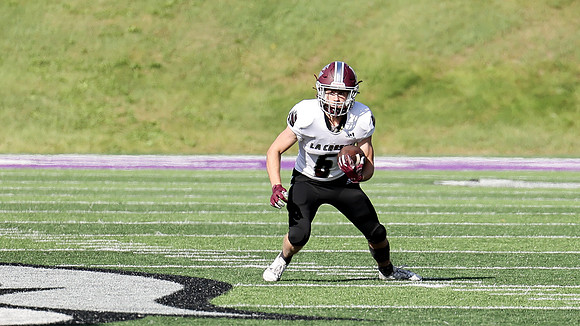 6 Zach Watson (26)