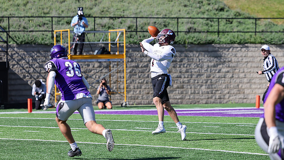 7 Zach Weir (2)
