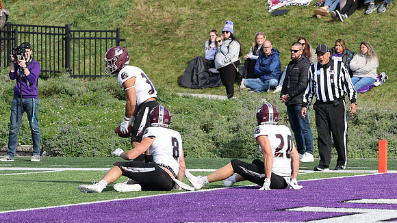 8 Ryan Bartol (39)