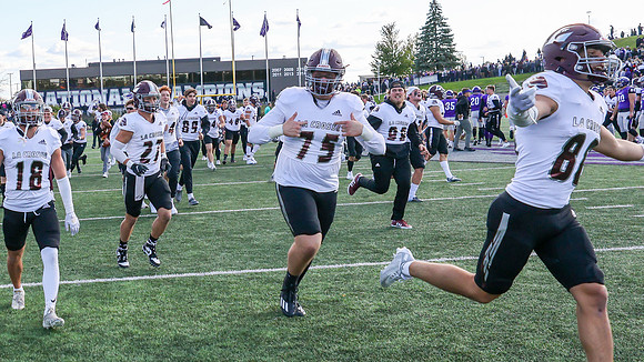 18 Ashton Gondeck  (26)