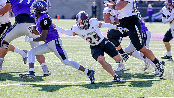 25 Aaron Schmitz (4)