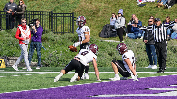 30 Gabe Lynch (37)