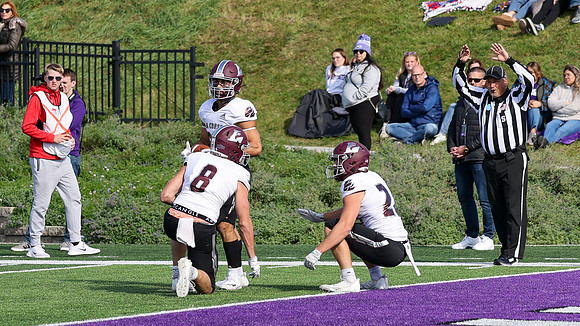 30 Gabe Lynch (39)