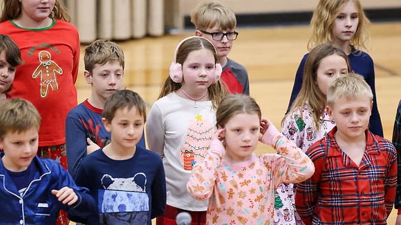 12-6-24 Ariella School Christmas Program (36)