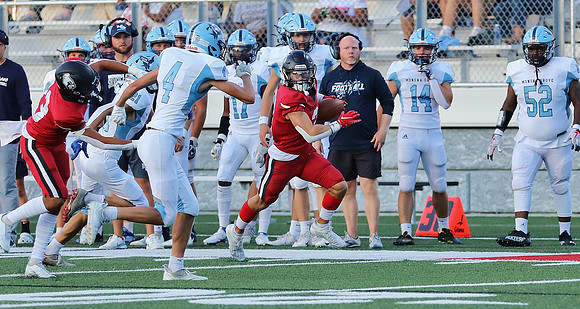 8-18-22 VARSITY vs. Monona Grove  (33)