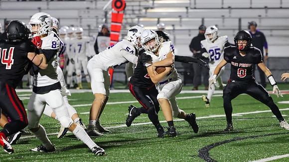 10-13-23 VARSITY vs. Stoughton  (17)