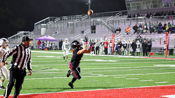 10-13-23 VARSITY vs. Stoughton  (26)