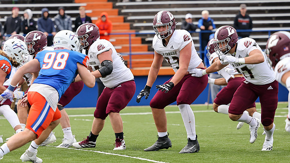 17 Dustin Schultz (5)
