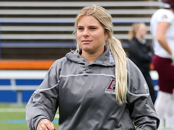 Coach Kelly Cline  (3)