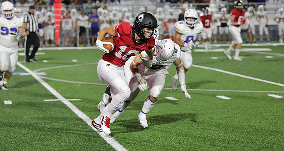 10 Evan Richmond (18)