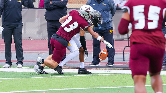 10-21-23 EAGLES vs. UW Oshkosh  (33)