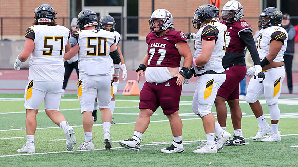 10-21-23 EAGLES vs. UW Oshkosh  (34)