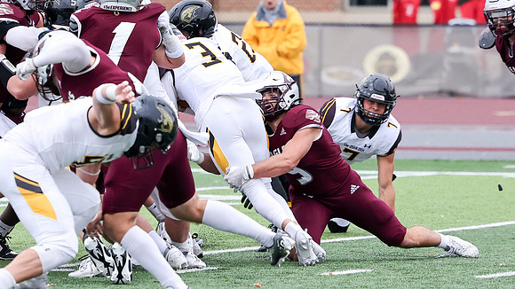 10-21-23 EAGLES vs. UW Oshkosh  (40)