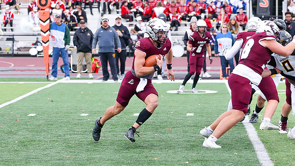 10-21-23 EAGLES vs. UW Oshkosh  (45)
