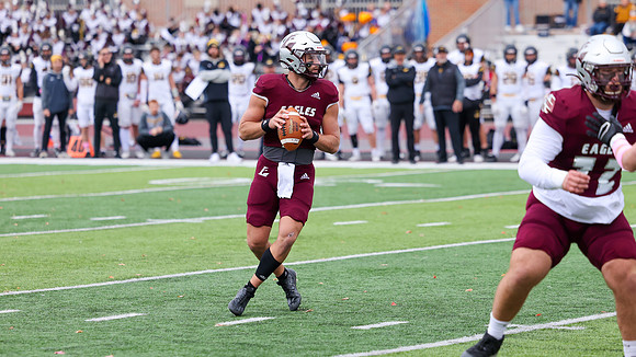 10-21-23 EAGLES vs. UW Oshkosh  (53)