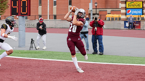 10-21-23 EAGLES vs. UW Oshkosh  (57)