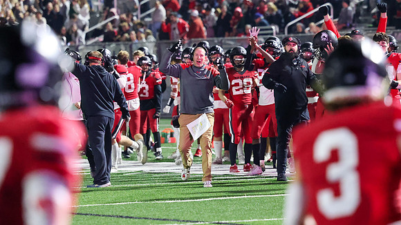 Coach Mike Pogue  (1)