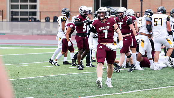 7 Adam Quam (5)