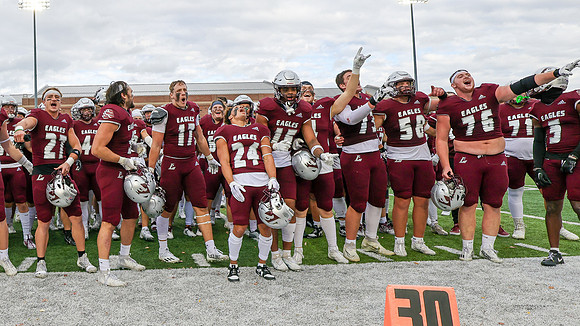 27 Caden Boettcher (13)